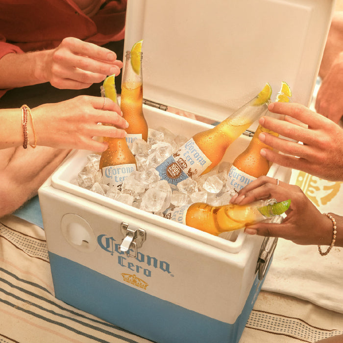 Corona Cero 0.0%, Belgium - 24 x 330ML product lifestyle image | SKU BEVR-733304