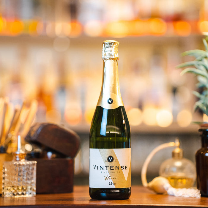 Vintense Fines Bulles Blanc, Belgium - 6 x 750ML product lifestyle image | SKU BEVR-733310